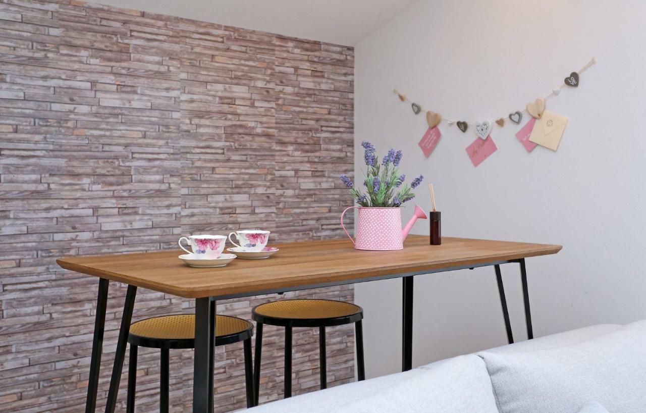 Studio Apartment Grey Split Eksteriør bilde