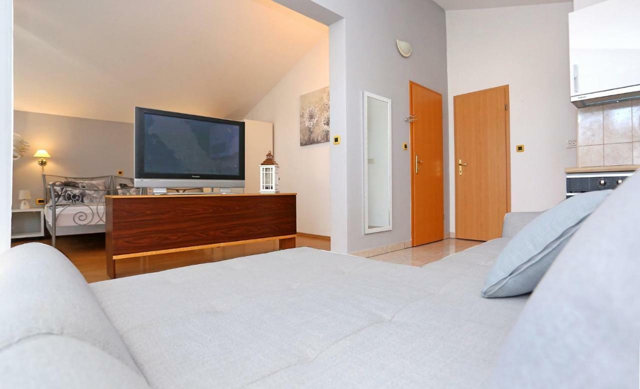 Studio Apartment Grey Split Eksteriør bilde